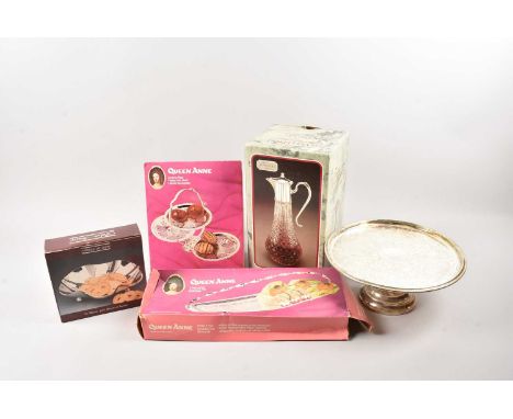 Six kitch silver plated items, thank you for looking at this lot which is being sold on behalf of The Alexander Devine Childr