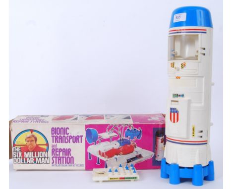 SIX MILLION DOLLAR MAN: An original vintage Denys Fisher 'Six Million Dollar Man' ' Bionic Transport & Repair Station ' actio