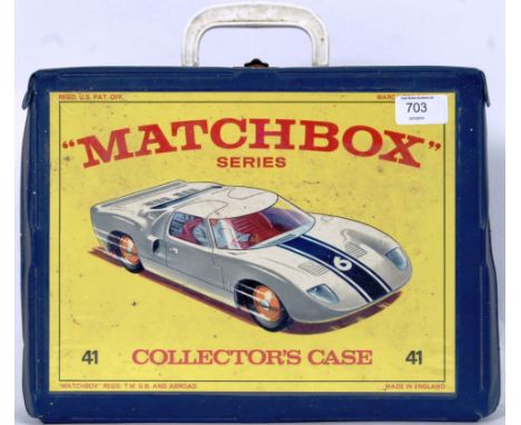 MATCHBOX: A vintage Matchbox Lesney Collectors carry case, filled with assorted playworn Matchbox (few other) diecast models.