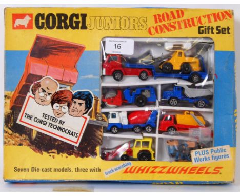 CORGI GIFT SET: An original vintage Corgi Juniors ' Road Construction Gift Set '. Very near mint contents, within the origina