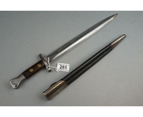 A British Military 1888 Paternities MK.1, Type 2 "Lee Metford" Bayonet, Queen Victoria Cypher To Blade, Complete With Scabbar