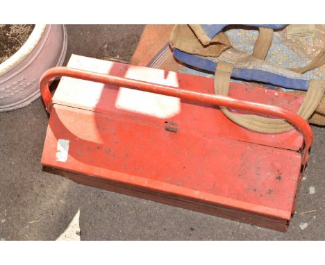Mixed lot of various tools, tool box, drill etc