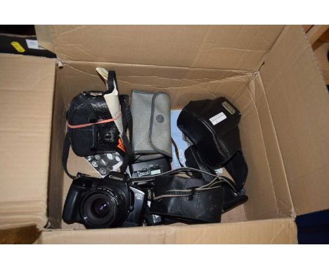 Mixed Lot: Cameras to include Canon EOS650 and others