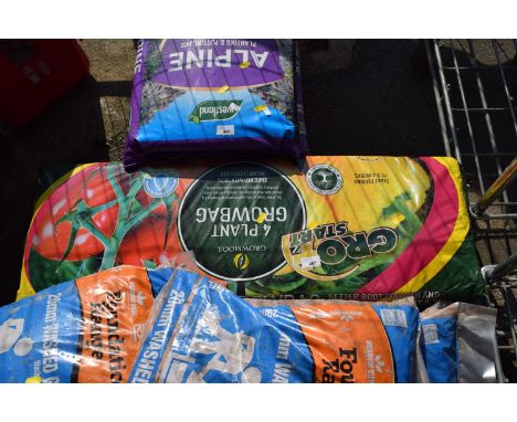 Five bags of four plant grow bags by Grow Start