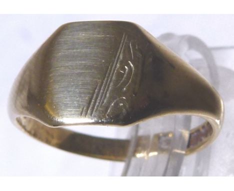 GOLD SIGNET RING. 9 ct gold signet ring, size L