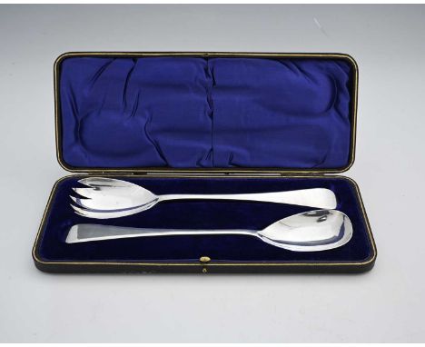 A George V cased silver set, comprising Old English pattern serving spoon and runcible spoon, William Hutton &amp; Sons Ltd.,