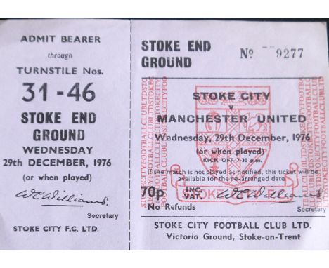 1976-77 STOKE CITY V MANCHESTER UNITED UNUSED COMPLETE TICKET
29th December 1976 in very good condition&nbsp;