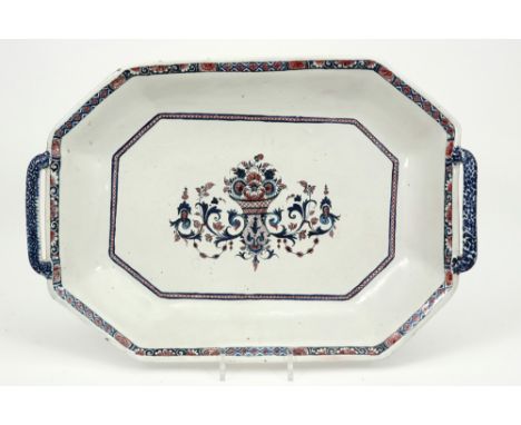 18th Cent. French bread "banette" dish in ceramic from Rouen with a polychrome decor || Achttiende eeuwse Franse octogonale s