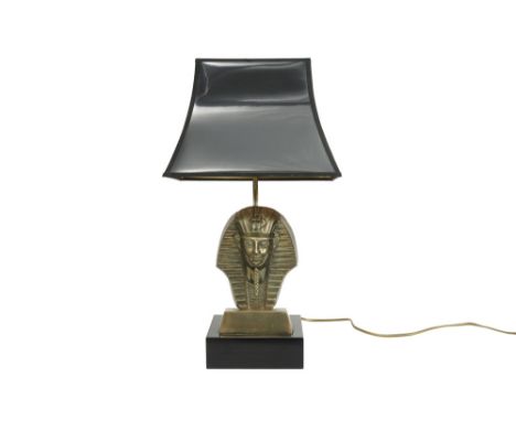 eighties' lamp with a brass sculpture || Eighties' schemerlamp versierd met een koperen sculptuur in de vorm van de buste van