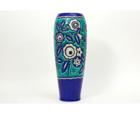 Belgian Art Deco-vase in Keramis marked ceramic || Art Deco-vaas in faïence, gemerkt Keramis, met decor n° D1485 - te dateren