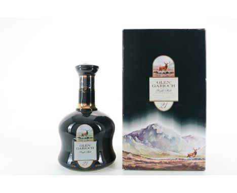 GLEN GARIOCH 21 YEAR OLD CERAMIC DECANTER HIGHLAND SINGLE MALT 43% ABV / 70cl