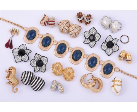
	
		KENNETH LANE, A COLLECTION OF JEWELLERY
		To include a blue and white paste necklace, the oval hammered gilt metal panel
