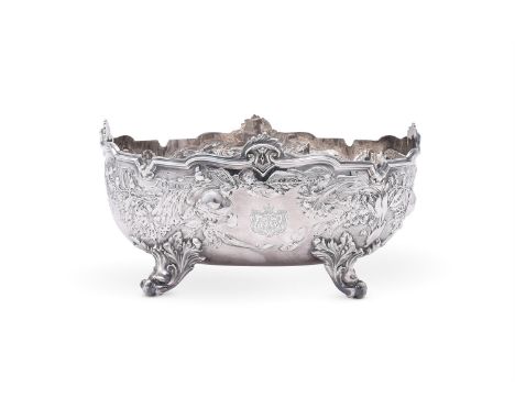 
	
		AN EDWARDIAN SILVER OVAL BOWL
		WALTER &amp; CHARLES SISSONS, LONDON 1902
		With a shaped border, chased with floral spr