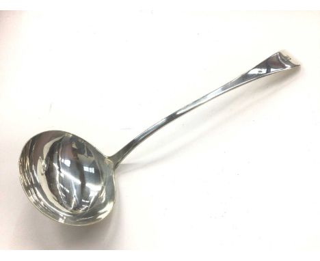 George III silver Old English pattern soup ladle by William Ely, William Fern and William Chawner (London 1809)182 grams tota