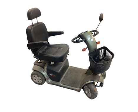 Pride Colt Deluxe mobility scooter with key and chargerThe scooter does turn on, although the battery is very flat. We are un