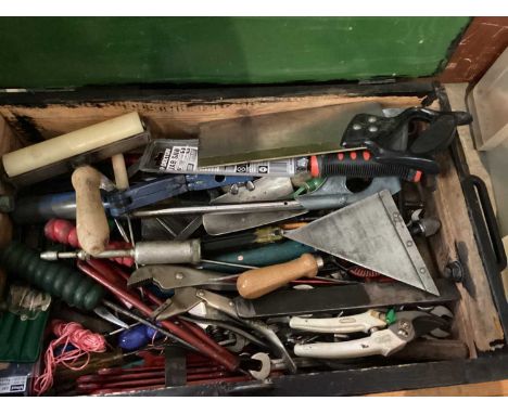 Lot engineering tools and sundry tools in wooden box