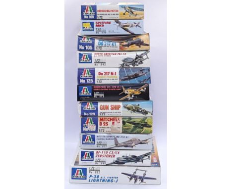 Italeri, a boxed 1:72 scale group of military aircraft model kits, to include; No.032 - P-38 Lightning-J 'U.S. Fighter', as w