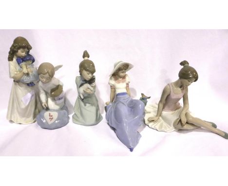 Five Nao figurines, girl with hat has restoration, otherwise no cracks or chips, largest H: 12 cm. P&amp;P Group 3 (£25+VAT f