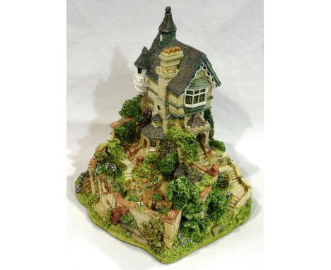 Boxed Lilliput Lane, Secret Garden, with deeds, 12 x 13 x 16 cm H, some damage to roof. P&amp;P Group 2 (£18+VAT for the firs