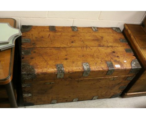 Large Victorian Pine Travelling Trunk