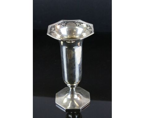 George V Walker &amp; Hall silver pedestal vase, flared octagonal neck, pierced ribbon and bow detail border, octagonal foot,