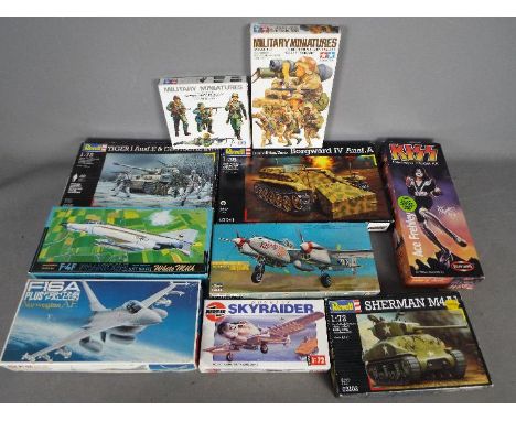 Revell, Hasegawa, Tamiya, Airfix, Other - 10 boxed plastic model kits in various scales. Lot includes Airfix 1:72 #02030 Doug