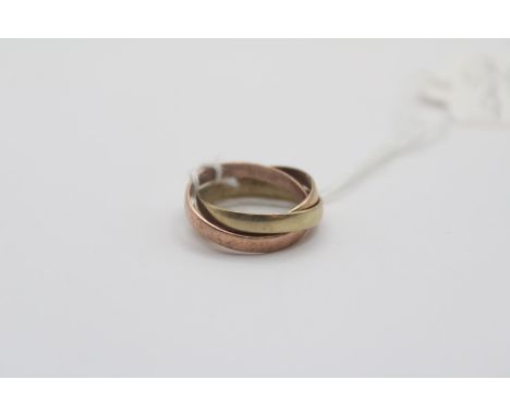 Ladies 9ct Gold Russian design ring 1980s. Size L. 3.8g total weight 