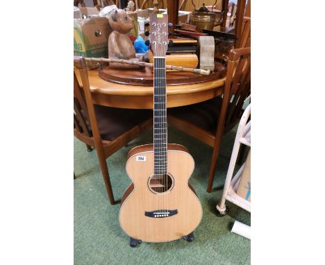 Good Quality Tanglewood Discovery Acoustic Guitar DBT F HR LH 