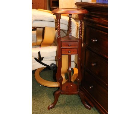 20thC Washstand with integral drawers on tripod base 