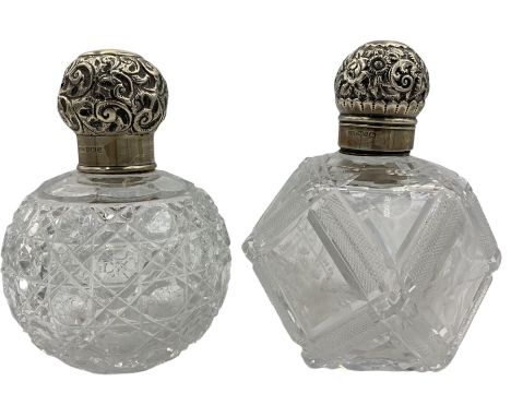 Late Victorian glass scent flask of facetted design and etched with flowers, embossed silver cover Birmingham 1893 Maker Hill