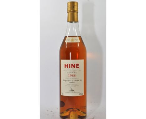 1 BOTTLE OF HINE GRANDE CHAMPAGNE COGNAC