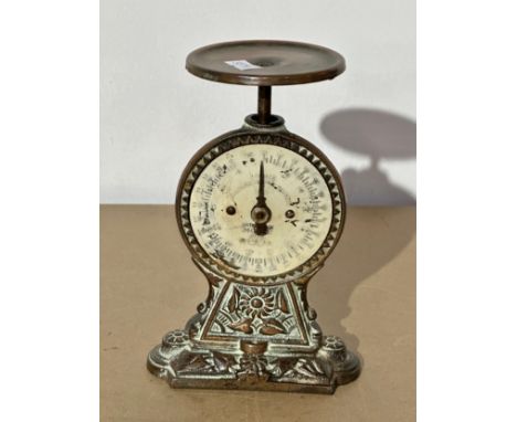 A Salter letter balance scale. 18cm