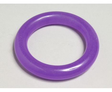 A GOOD LAVENDER JADE BRACELET, 8.5cm