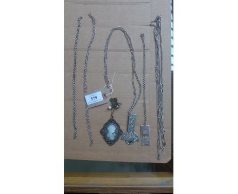 Decorative cameo pendant, plated QE II Silver Jubilee pendant, Ceard Cascade pendant, plated chains etc.