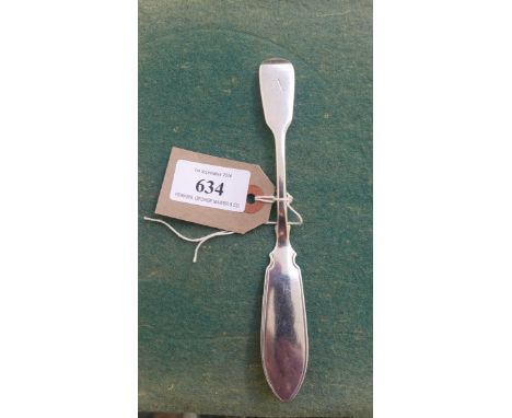 Victorian silver butter spreader ( London 1867)