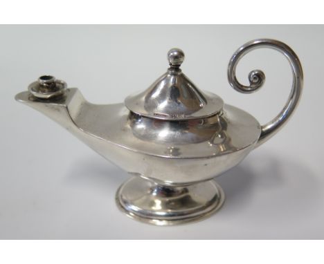 A George V Silver 'Aladdin's Lamp', London 1911, Asprey & Co, 76 g
