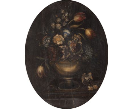 SPANISCHE SCHULE DES WOHL 18. JH.PAAR BLUMENSTILLLEBEN Öl auf Nadelholz (oval). 61 x 46 cm (R. 74 x 57 cm). Part. stark. besc