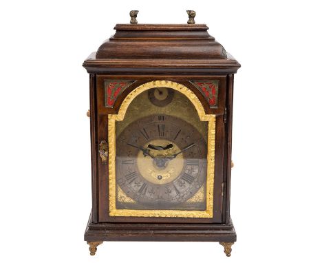 STOCKUHR MIT WECKER, Wien/Österreich, um 1800, Nussbaum Vollholz und Furnier, allseitig verglastes, prismatisches Gehäuse, Fr