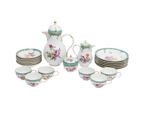 MEISSEN Kaffeeservice für 6 Personen, 19. /20. Jh. 1. Wahl. Polychrome Blumenmalereien mit seltener grüner Mosaikkante, Form 