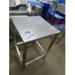 S/S TABLE.