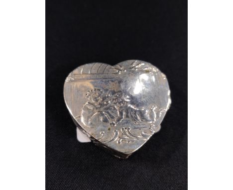 SILVER SNUFF BOX HEART SHAPE 800 STANDARD