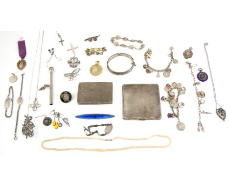 Collection of mainly silver jewellery, faux pearl necklace with yellow metal clasp stamped 9 ct, 1915 HMS Cornwall silver and