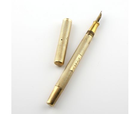 1920's Watermans gold fountain pen, engine turned case, in 9 ct, hallmarked London 1929, 14 ct gold nib, lever filler system,