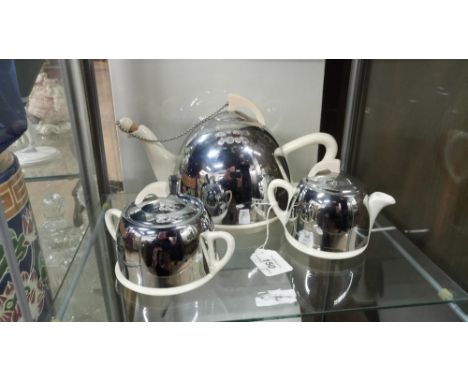 VINTAGE TEA SET