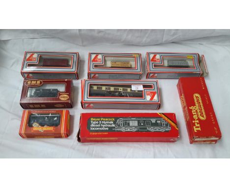 6 various Airfix & Lima carriages, diesel boxed loco & 3 boxed railways track items 