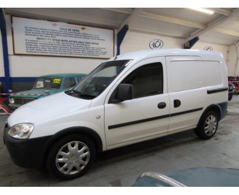 Make &amp; Model: Vauxhall Combo 2000 CDTi 16VDate of Reg: FG11 XVEColour: Whitecc: 1248MoT: 14-05-2022Fuel Type: DIESELMilea