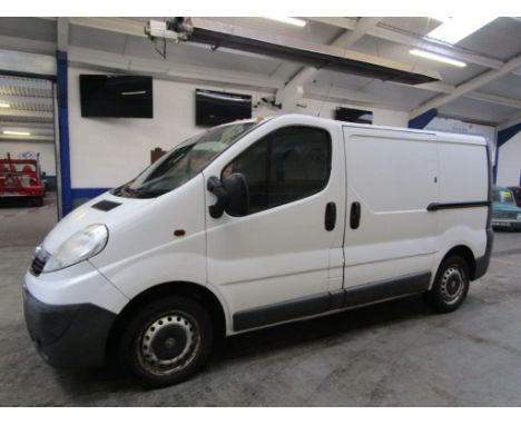 Make &amp; Model: Vauxhall Vivaro 2700 CDTi SWBDate of Reg: DE58 XPDColour: Whitecc: 1995MoT: 28-09-2022Fuel Type: DIESELMile