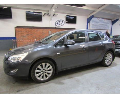 Make &amp; Model: Vauxhall Astra Exclusiv 113Date of Reg: FV59 RYFColour: Greycc: 1598MoT: 17-12-2021Fuel Type: PETROLMileage