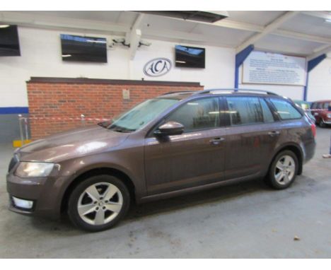 Make &amp; Model: Skoda Octavia SE TDi CRDate of Reg: GF14 LDAColour: Browncc: 1598MoT: 30-09-2022Fuel Type: DIESELMileage: 1