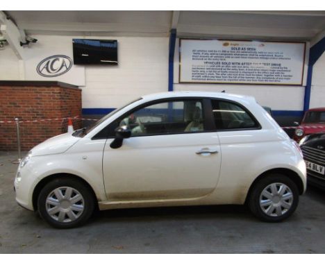 Make &amp; Model: Fiat 500 PopDate of Reg: PJ14 BCZColour: Whitecc: 1242MoT: 05-03-2022Fuel Type: PETROLMileage: 50kTransmiss